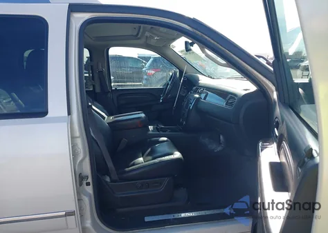 2011 GMC Yukon Xl 1500 Denali z USA, uszkodzony, nr VIN 1GKS2MEF8BR361812